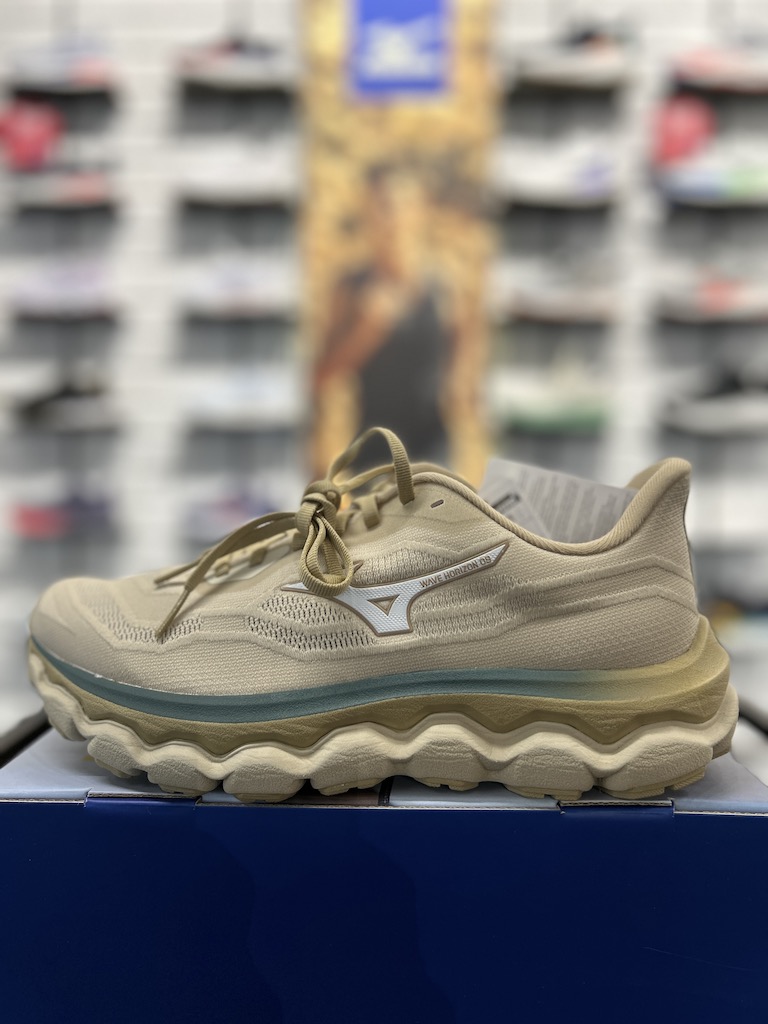 Mizuno Wave Horizon 9